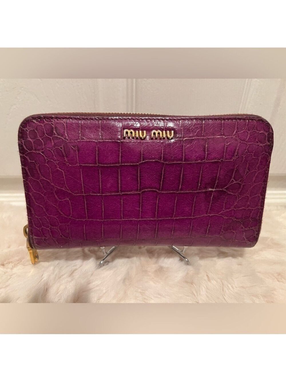 MIU MIU CROCK EMBOSSED PURPLE LEATHER WALLET